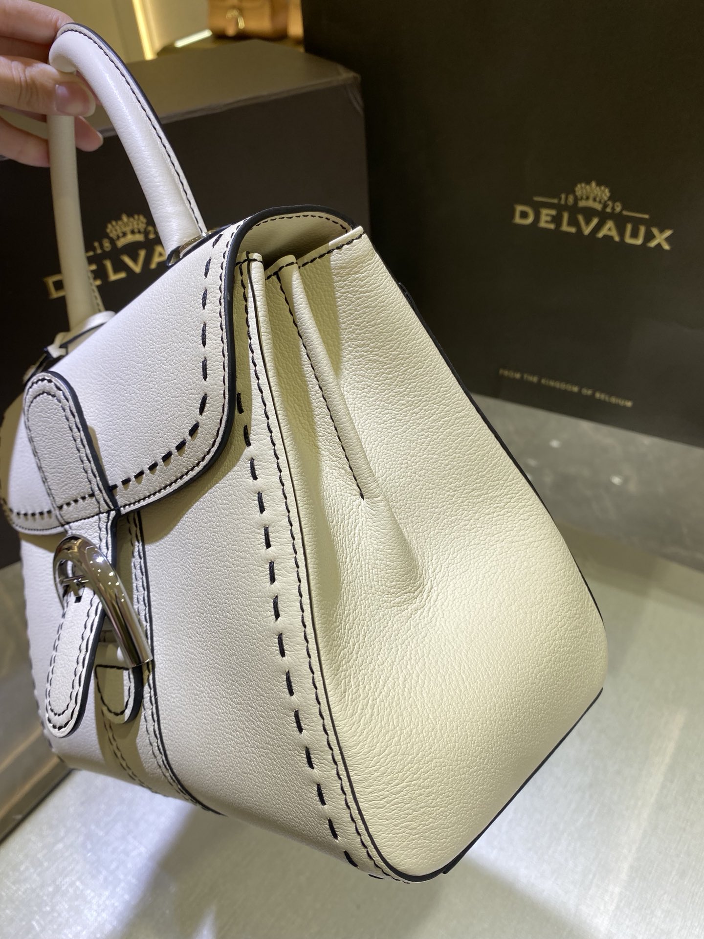 델보 브리앙 PM 박스백